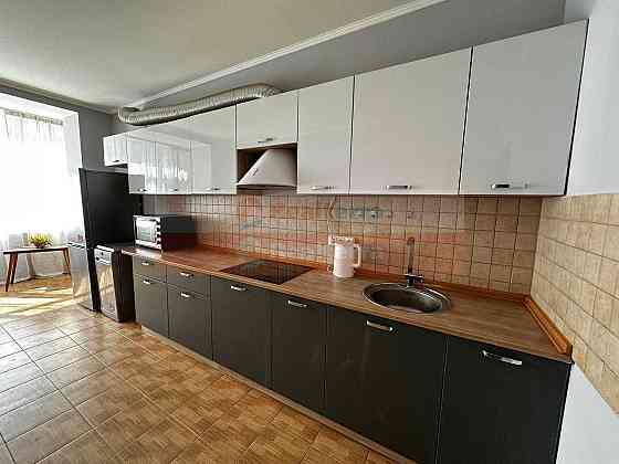 Простора двокімнатна 82 кв.м., вул. Здановської, після ремонту Київ