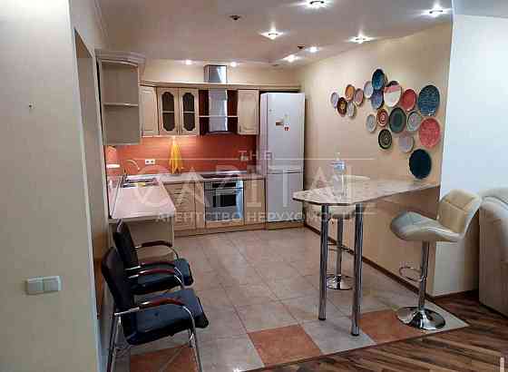 Аренда квартиры ул. Ирпенская Святошинский рн. метро Академгородок Киев