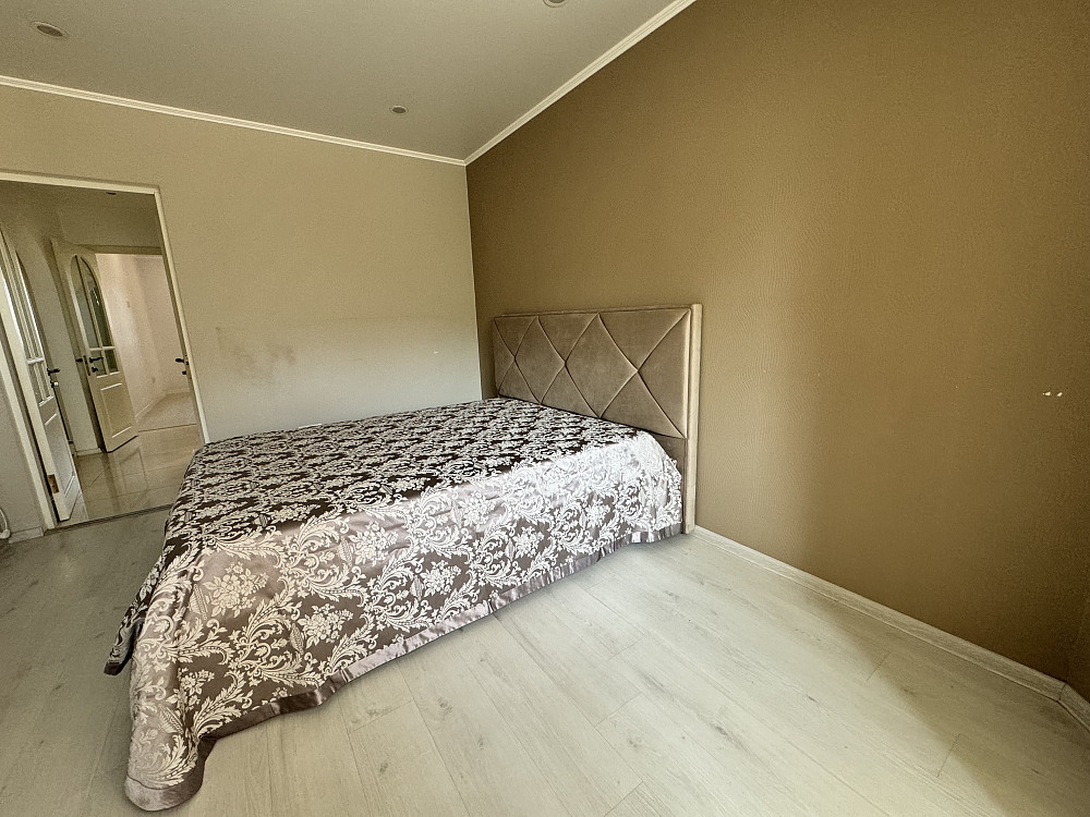 3 комнатная квартира генератор паркинг+кладовая газ ремонт Слободка Одеса - зображення 4