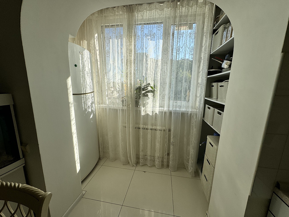 3 комнатная квартира генератор паркинг+кладовая газ ремонт Слободка Одеса - зображення 6