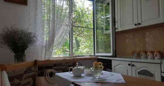 Продам 4-комн. квартиру с ремонтом на Небесной Сотни Одеса