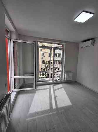 Продам красивую КВАРТИРУ-СТУДИЮ на Бочарова в ЖК "Смарт-СИТИ" Крижанівка