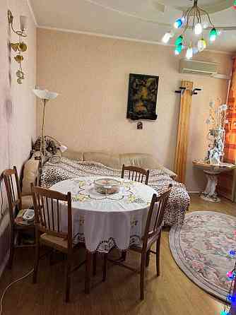 Продам ЭЛИТНУЮ КВАРТИРУ  140 м2 возле ТРЦ Никольский + паркоместо Харьков