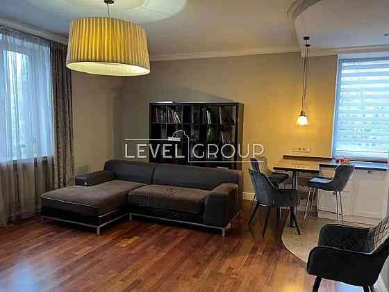 Без%3-к сталінку вул.Васильківська 23/16 Голосіївський парк Київ