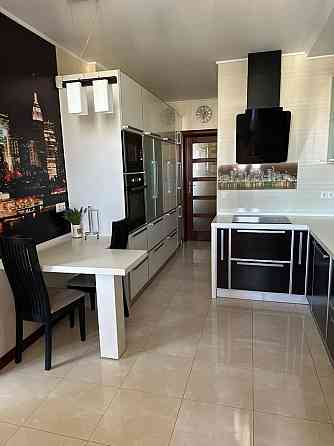 Аренда 3-х комнатной квартиры 140м² ЖК Корона ул.Срибнокильская 1. Киев