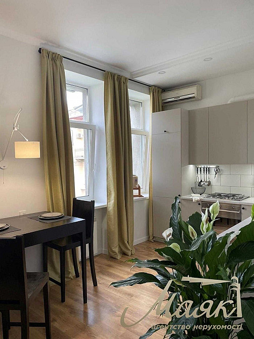 Аренда 2-х комнатной квартиры ул. Скоропадского 16, метро Университет Киев - изображение 1