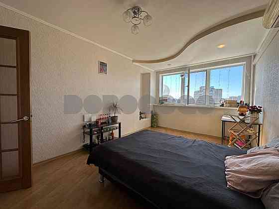 Продаж 1к, метро Чернігівська, Братиславська 22, 34м2, ремонт Київ