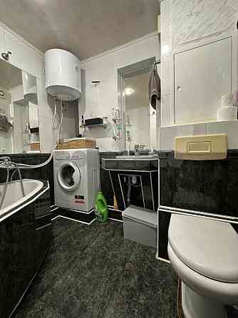 Продаж 1к, метро Чернігівська, Братиславська 22, 34м2, ремонт Київ