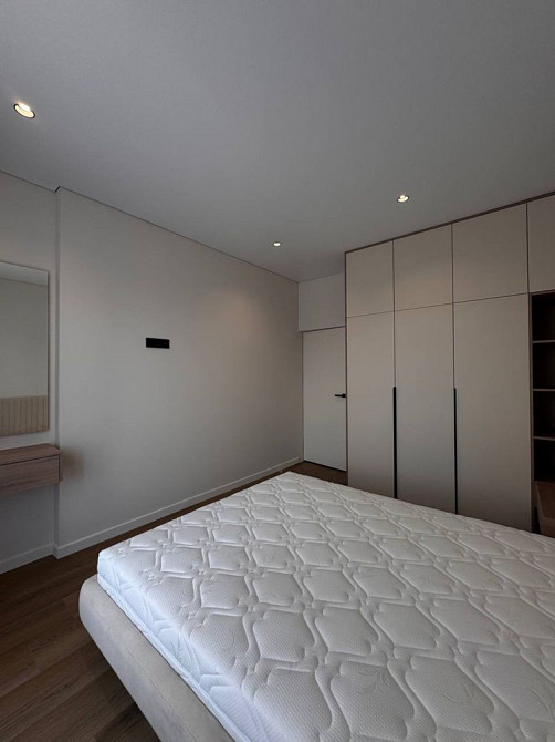 Продаж гарної сучасної квартири в центральній частині міста Ужгород - изображение 8