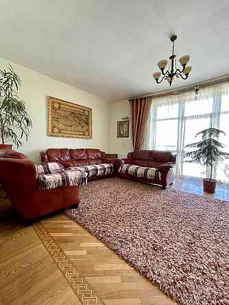 Оренда 3-кімнатної квартири в ближньому центрі вул. Ганни Барвінок 1 Львов