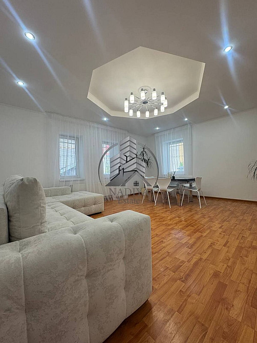 Оренда 3ох кімнатної квартири з зарядним пристроєм для заряду авто Львов - изображение 1