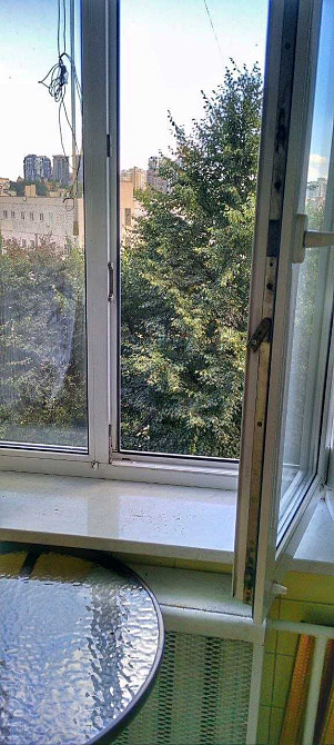 Гостинка 27м² з видом на Олімпійський на Батиєвій Горі ! Київ - зображення 8