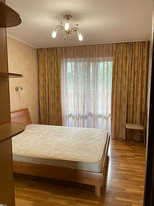 Продаж 2хк квартири з евроремонтом Харківське шоссе 56 Київ - зображення 1