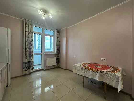 Двокімнатна квартира, Воскресенська 16Б, Паркові Озера, Парк Перемога Київ