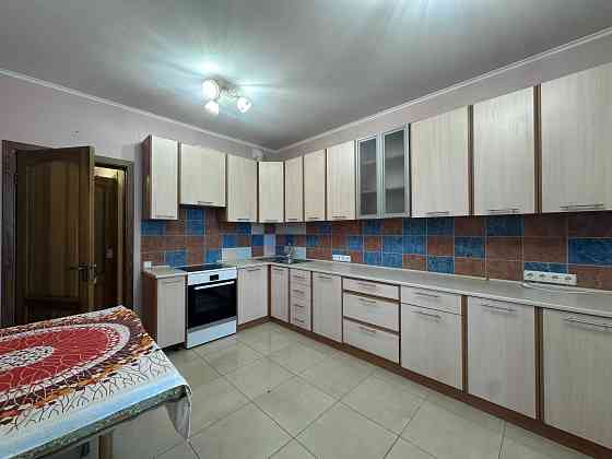 Двокімнатна квартира, Воскресенська 16Б, Паркові Озера, Парк Перемога Київ