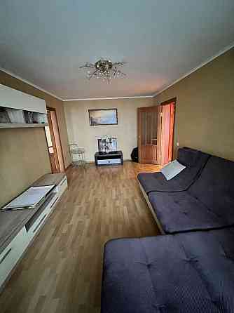 Квартира 2 кімнатна. Центр Карлівка