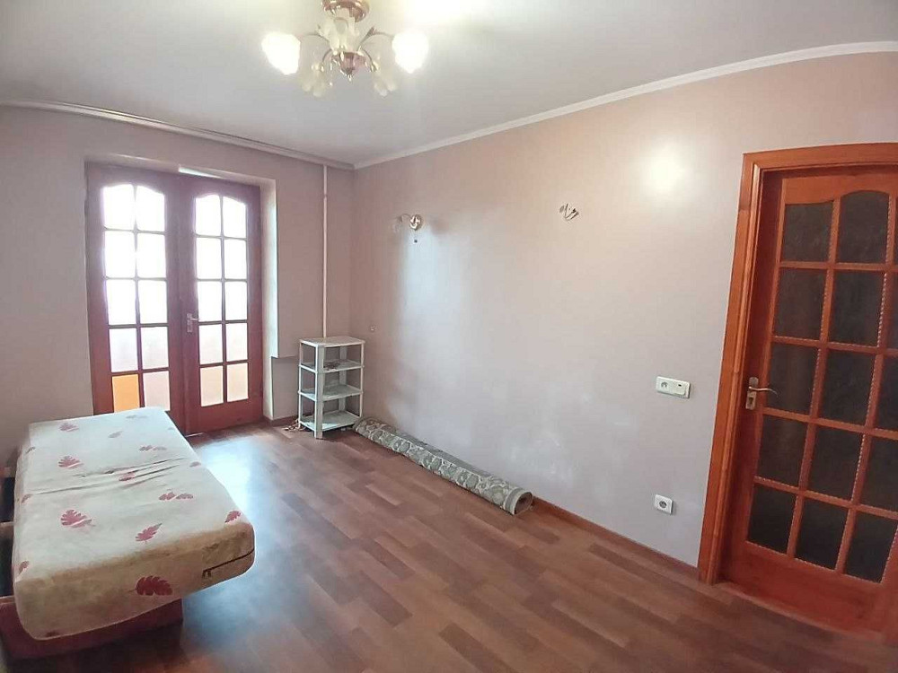 Продаж 3 кімнатної квартири в цегляному будинку по вул.Бандери Хмельницький - зображення 1