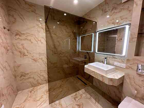 Продам современную в жк Днепровская Брама/слобожанское Слобожанське