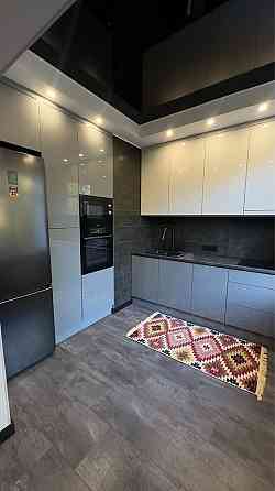 Продаётся 2-комнатная квартира с НОВЫМ ремонтом! 