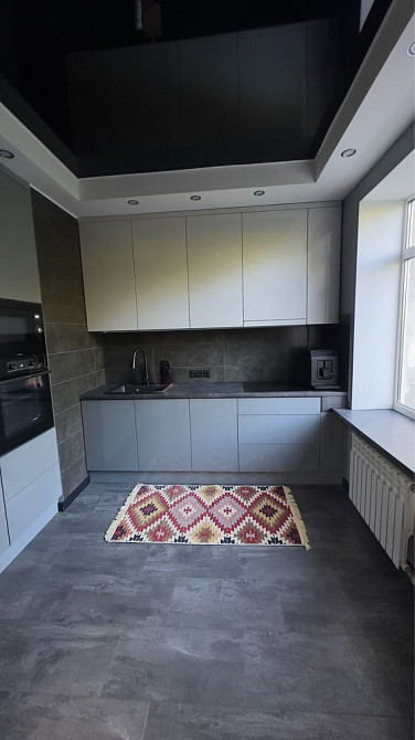 Продаётся 2-комнатная квартира с НОВЫМ ремонтом!  - изображение 2