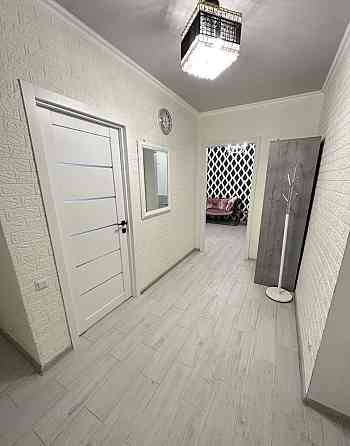 Продається 2 кімнатна квартира в Ірпені. Сучасний ремонт та макс.компл Ірпінь