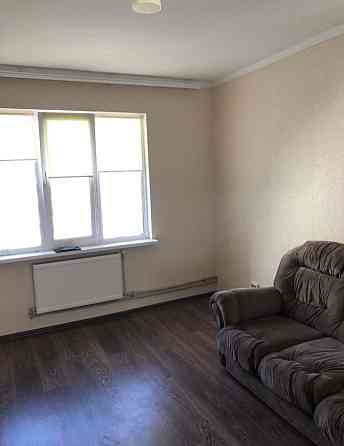 2-кімнатна з ІНДИВ ГАЗОВИМ опаленням, меблі, техніка в ЖК"ПЕРВОЦВІТ" Бориспіль