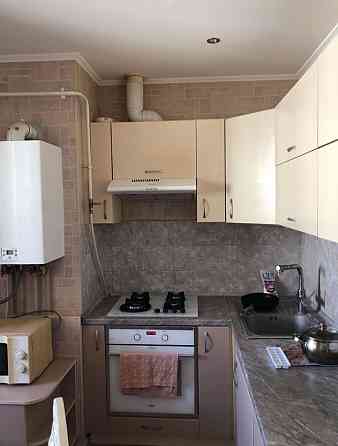 2-кімнатна з ІНДИВ ГАЗОВИМ опаленням, меблі, техніка в ЖК"ПЕРВОЦВІТ" Бориспіль