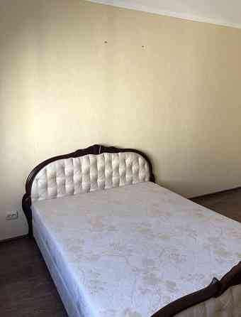 2-кімнатна з ІНДИВ ГАЗОВИМ опаленням, меблі, техніка в ЖК"ПЕРВОЦВІТ" Бориспіль