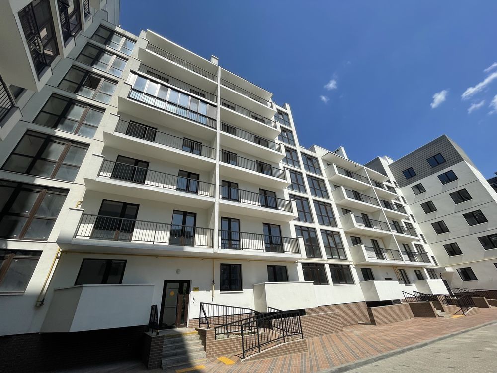 Продам 1но кімнатну квартиру з великою кухнею м.Обухів новий будинок Обухов - изображение 1