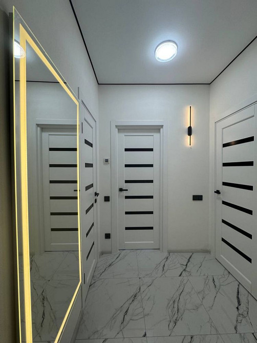 Квартира з якісним ремонтом в ЖК Молодість Ирпень - изображение 2