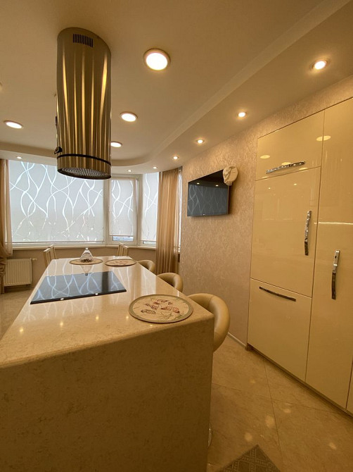 Продам 4  кімнатну квартиру бульвар Голосіївський 30-Б, м "Деміівська" Київ - зображення 3