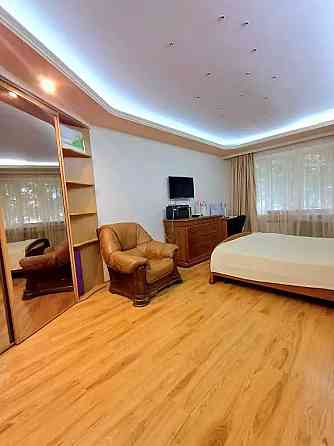 центр парк Шевченка Продаж 2к квартири вул. Писаржевського нагорка Днепр