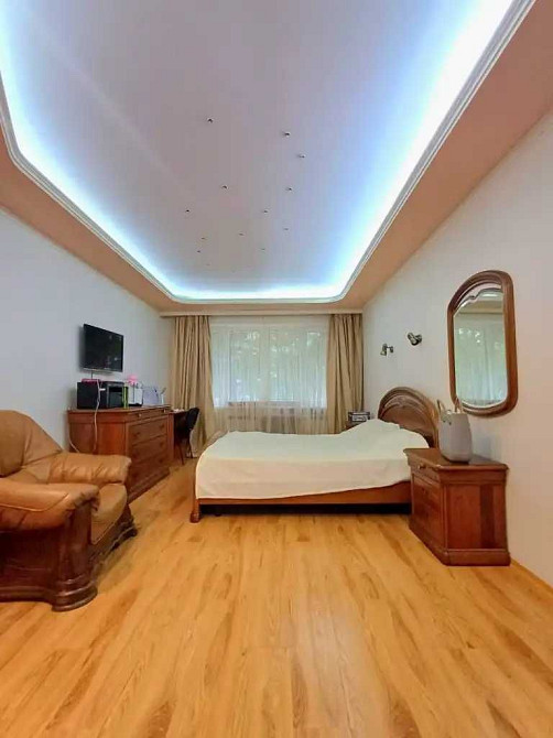 центр парк Шевченка Продаж 2к квартири вул. Писаржевського нагорка Днепр - изображение 4