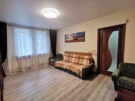 Продаж, 2-кімнатна квартира з ремонтом + гараж Кам`янське (Запорізька обл.)