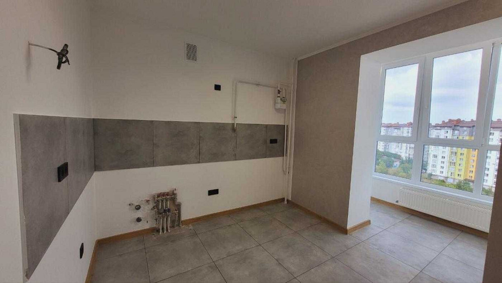 Терміновий продаж квартири по вул Івасюка Івано-Франківськ - зображення 2