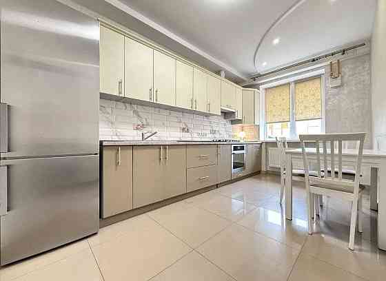 2-Кімнатна «На Щасливому» вул. Чорновола 93-з Ровно