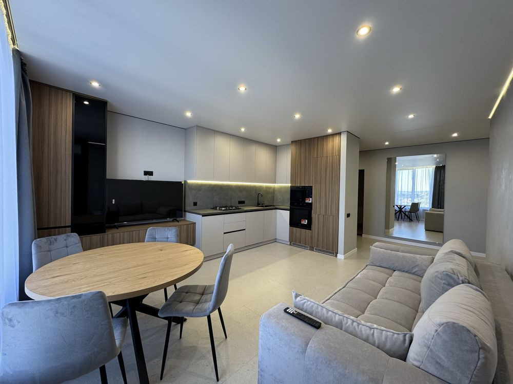 Продам простору двокімнатну в центрі міста Ивано-Франковск - изображение 2