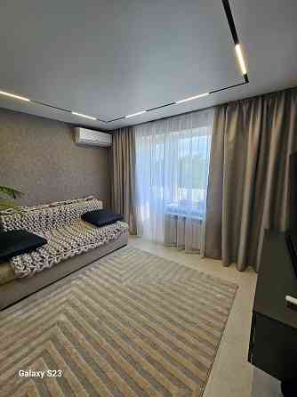 4 кімнатна квартира з меблями, технікою та сучасним ремонтом! Лубны