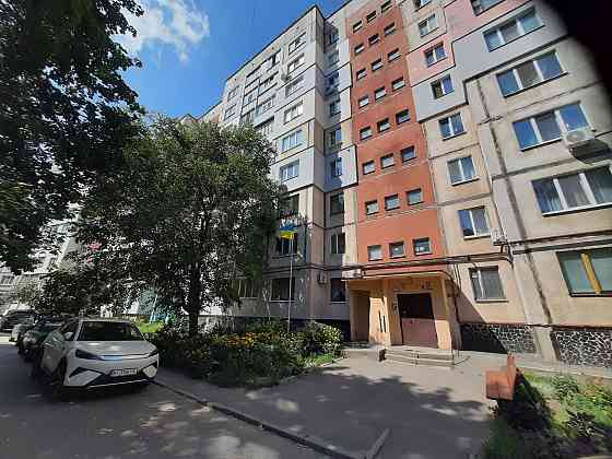 Продам гарну 1 кімнатну 35м2,Сади-2,можл.е-відновлення Полтава