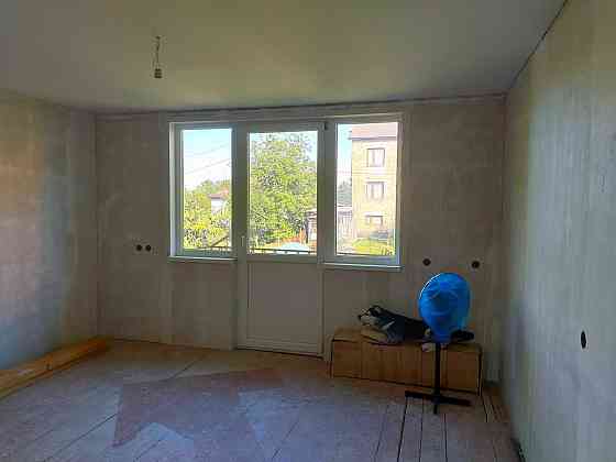 Продам 1/2 будинку(квартира), 2 поверх (простора світла мансарда) Борислав (Львівська обл.)