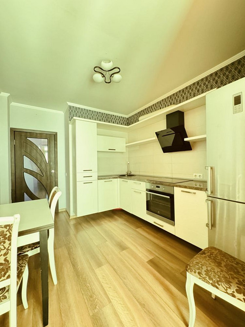 Продаж, 1кім, ст.м.Дарниця, ЖК «Комфорт Таун», вул.Регенераторна 4 Київ - зображення 1