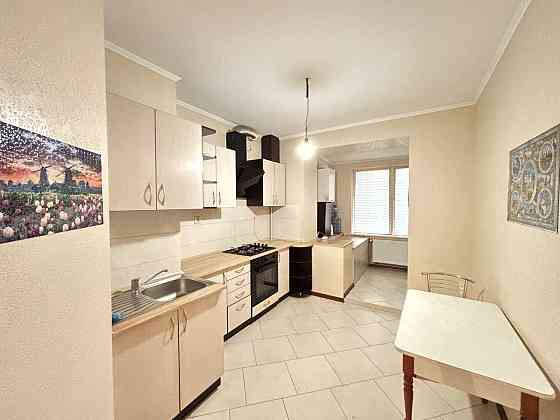 Продається 3к квартира з ремонтом на вул. Мазепи/ПЕРШИЙ ПОВЕРХ/Фасад Ивано-Франковск