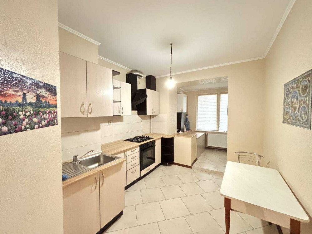 Продається 3к квартира з ремонтом на вул. Мазепи/ПЕРШИЙ ПОВЕРХ/Фасад Ивано-Франковск - изображение 2