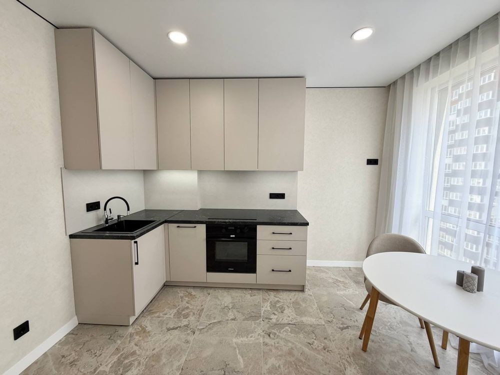 Євро2к квартира з новим сучасним ремонтом в ЖК бізнес-класу! Поруч ліс Ирпень - изображение 2