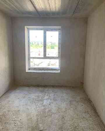 Продається дуже вигідно 1 кімнатна квартира в зданому будинку.Є балкон Ирпень