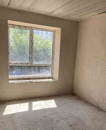 Продається дуже вигідно 1 кімнатна квартира в зданому будинку.Є балкон Ирпень