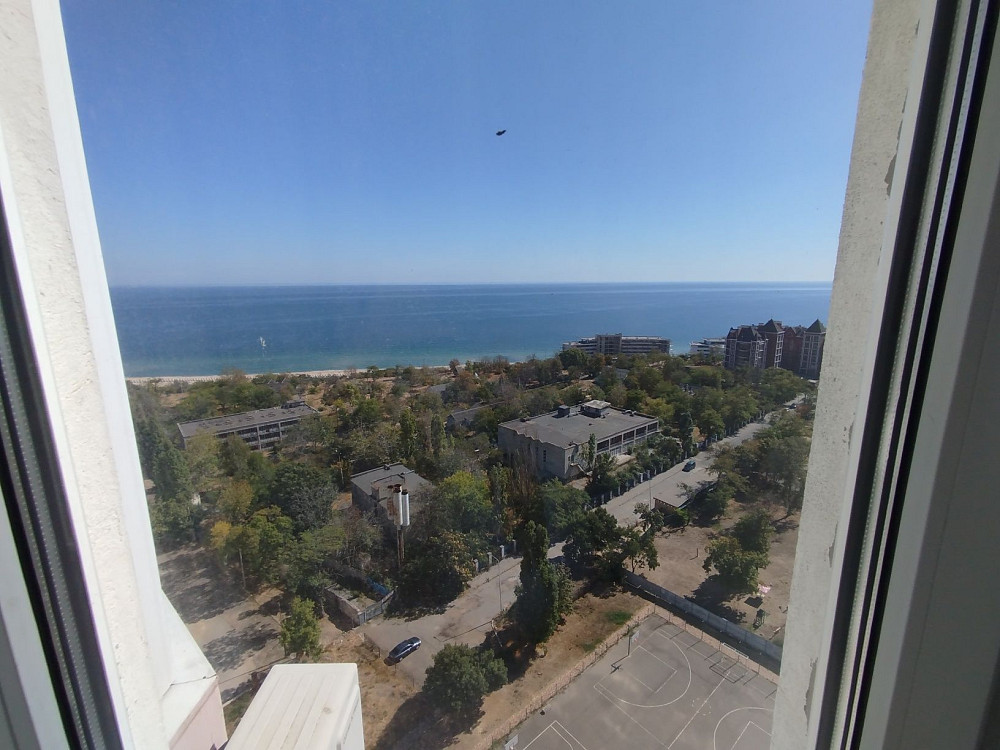 У продажу простора 1-кімнатна квартира з видом на море! Чорноморськ - зображення 8