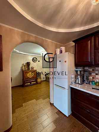 Продаж / Квартира / вул. Князя Романа Мстиславича,  Київ Київ