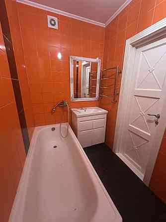 Квартира 2х кімната 72 квадрити Лески 