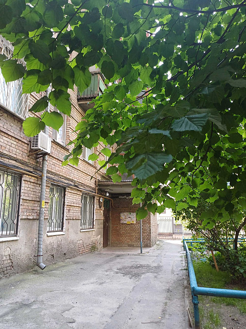 Продам квартиру в центрі,м.Палац Україна,вул.В.Васильківська Київ - зображення 1